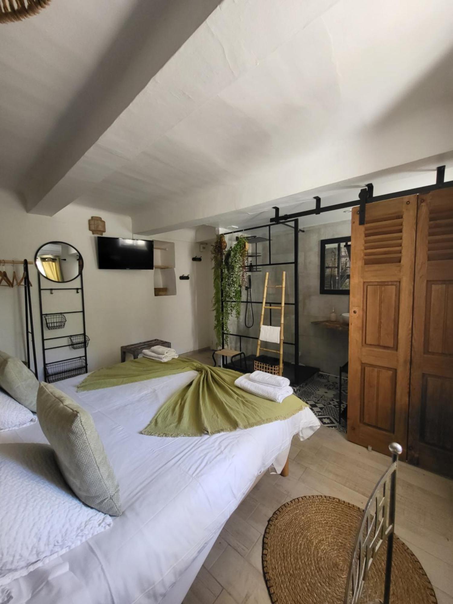 Hôtel Auberge Provençale Saint-Raphaël Buitenkant foto